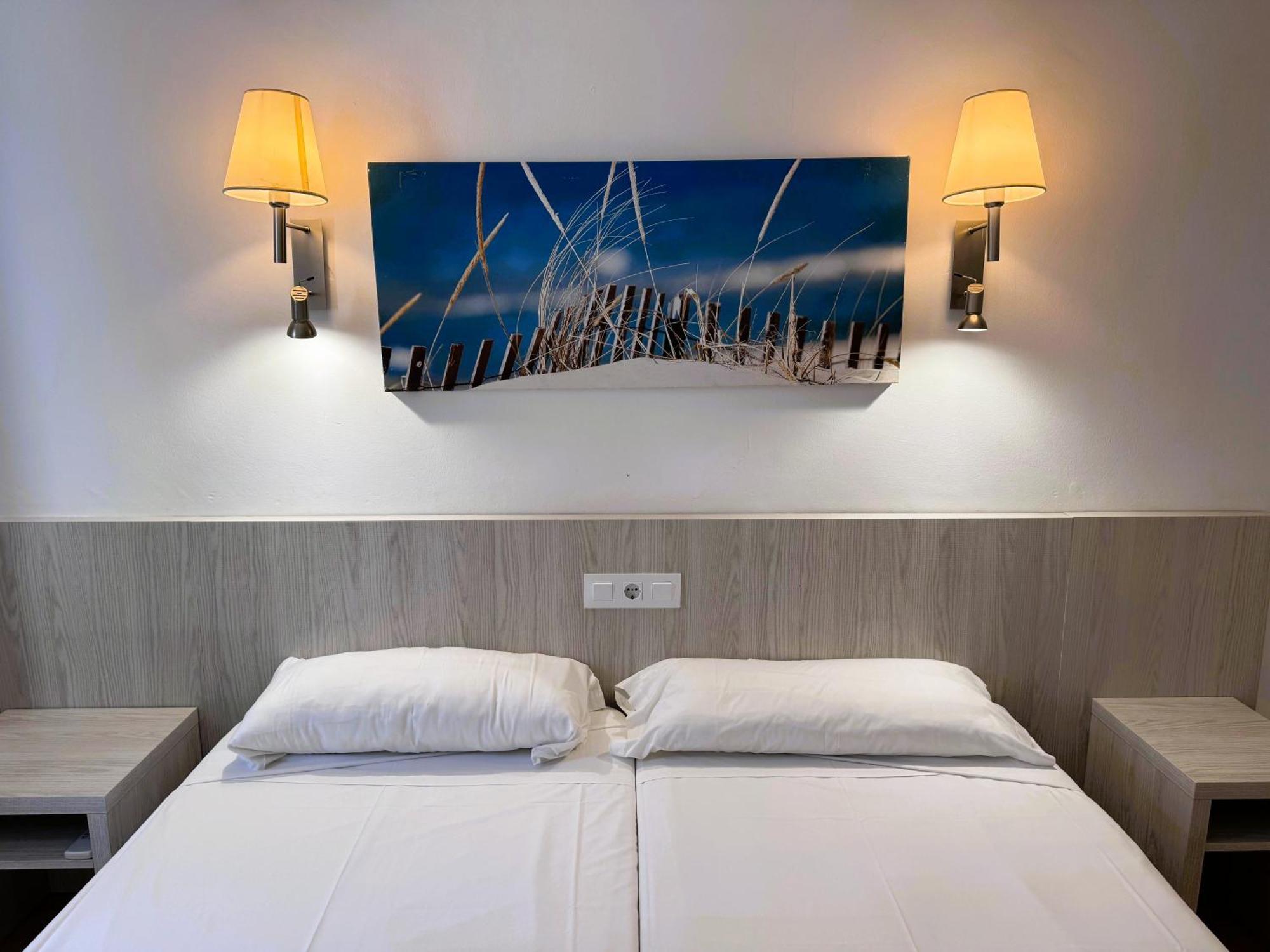 Rosamar Holidays Apartments Кала Ратьяда Экстерьер фото